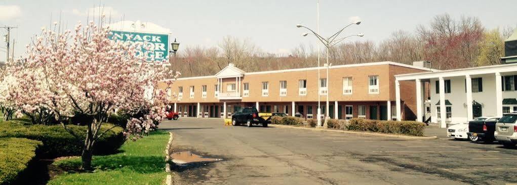 Tappan Zee Hotel West Nyack Kültér fotó